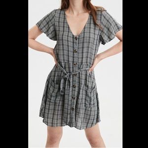 🆕 American Eagle Plaid Button Up Dress